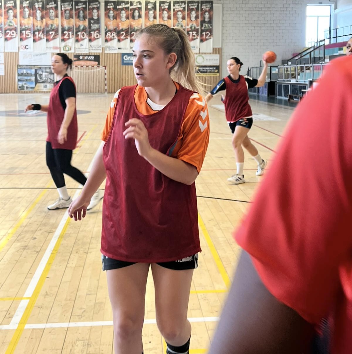 Handball ASPTT Strasbourg Tiphaine Gillig Handball ASPTT Strasbourg. Finale du championnat de France de Nationale 2 sur handbelles.fr
