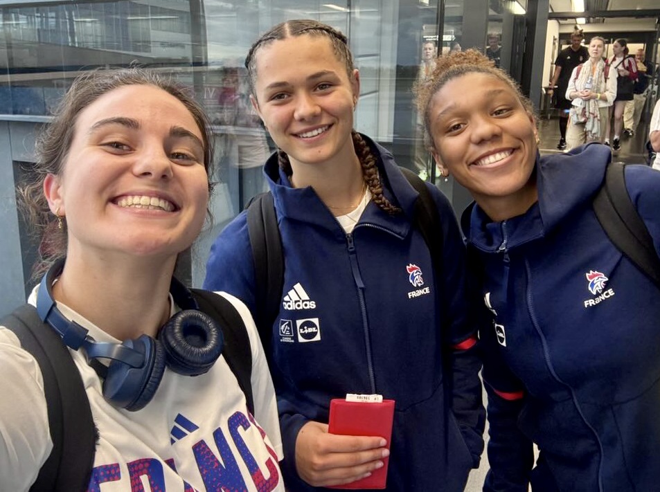 handbelles.fr vous emmène, en immersion, avec l’équipe de France U20 de handball avec Claire Koestner, Léane Gonzalez et Mélissa Chantelly. handbelles.fr vous emmène, en immersion, avec l’équipe de France U20 de handball avec Claire Koestner, Léane Gonzalez et Mélissa Chantelly.