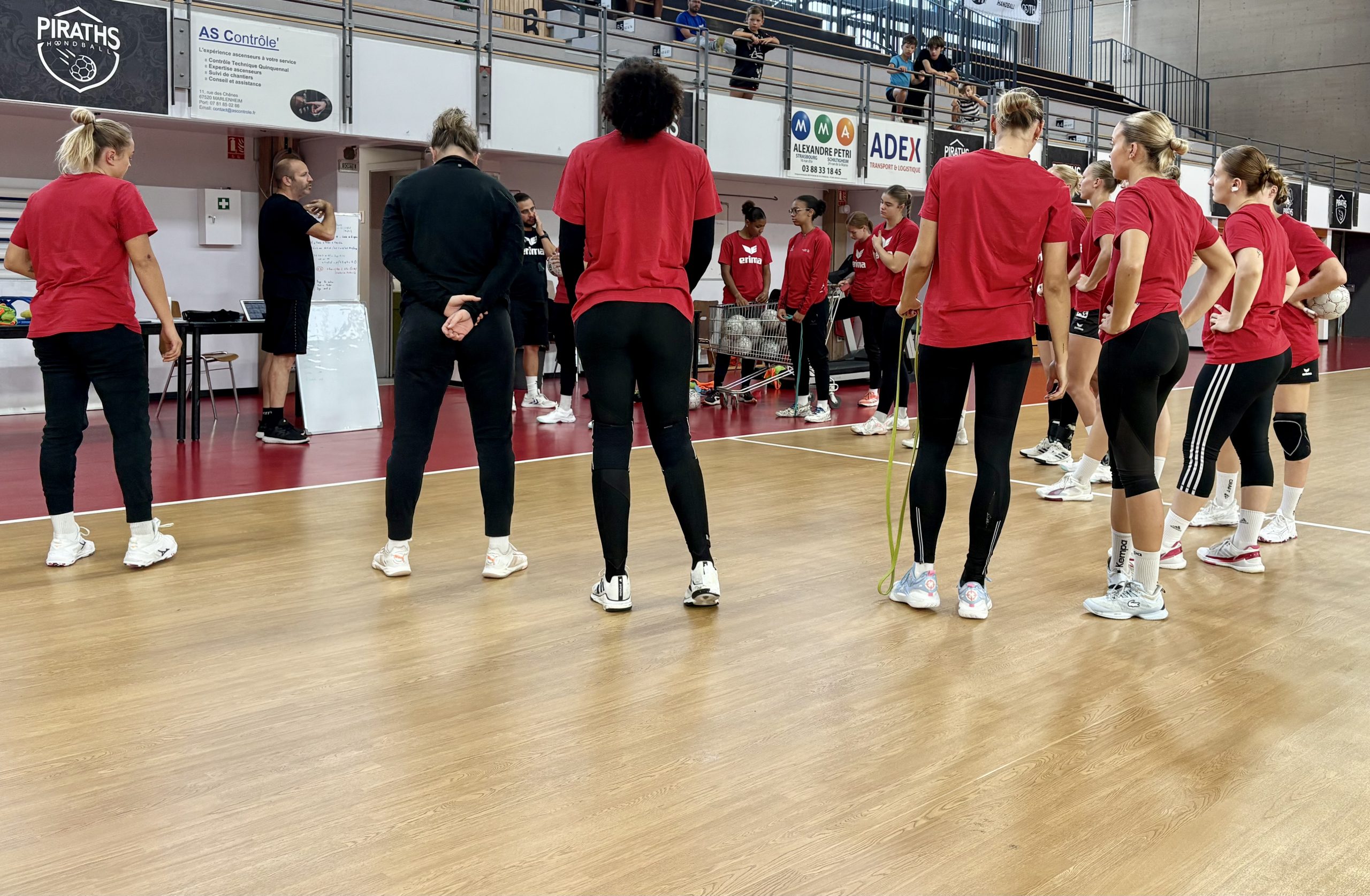 Handball Piraths Strasbourg ATH Ligue Butagaz Énergie sur handbelles.fr
