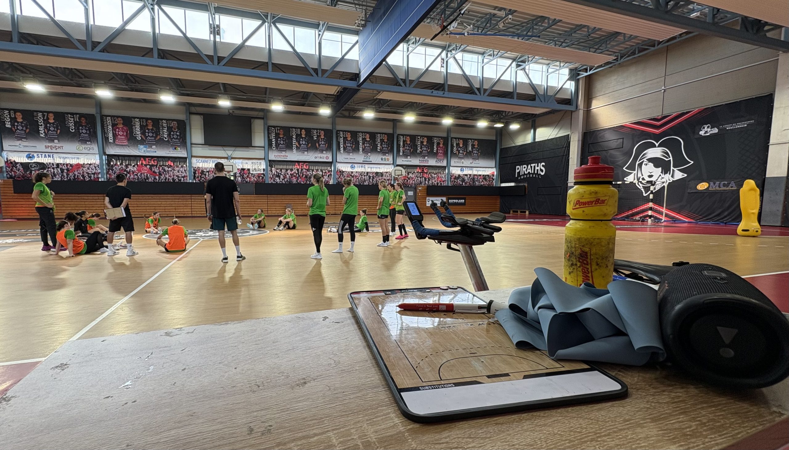 Handball Piraths Strasbourg ATH Ligue Butagaz Énergie sur handbelles.fr<br />
