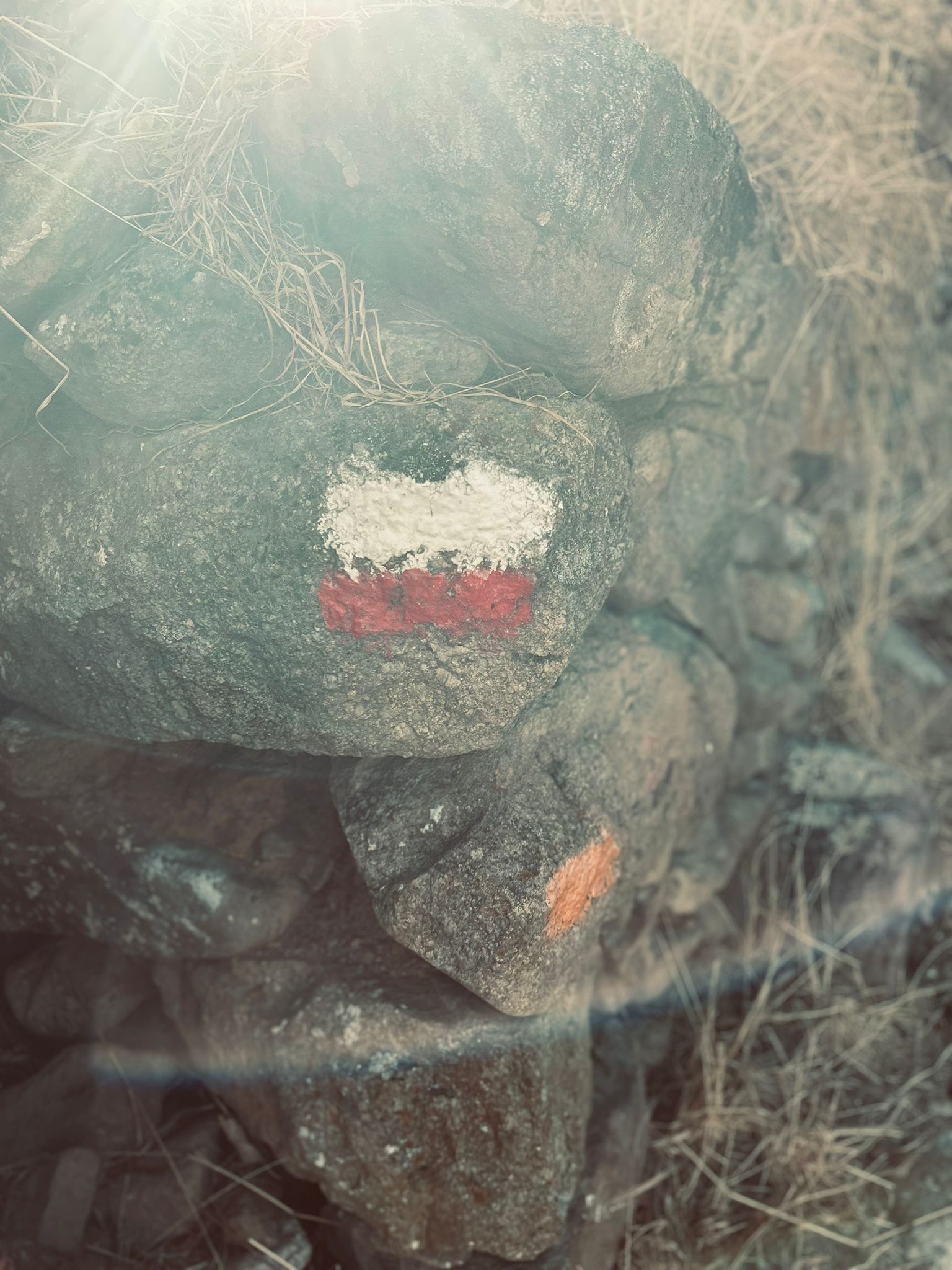 Voyage en van sur handbelles.fr avec Axelle Florentin et Valentin Clauss. GR20 Corse<br />
