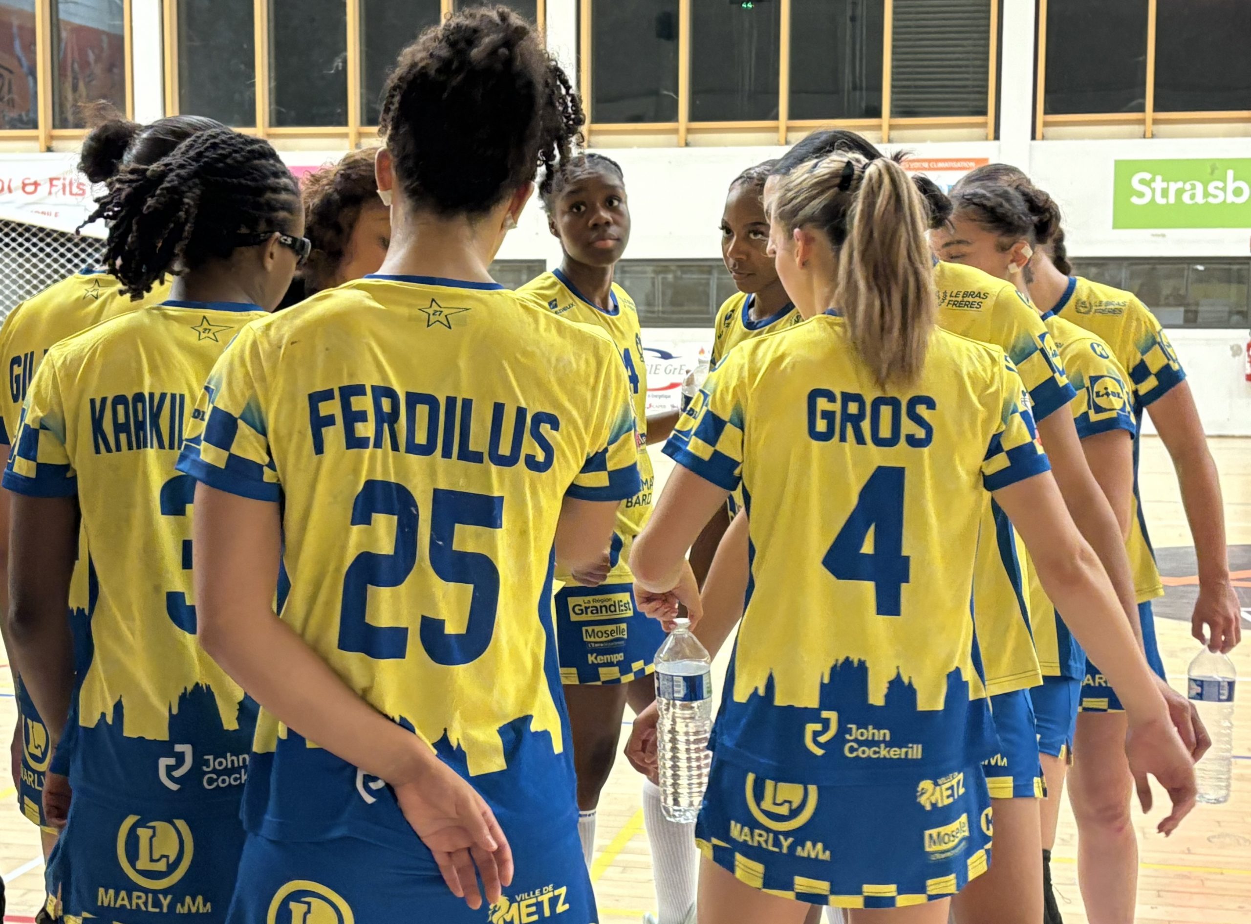 Yvana Atangana Handball Metz Strasbourg sur handbelles.fr