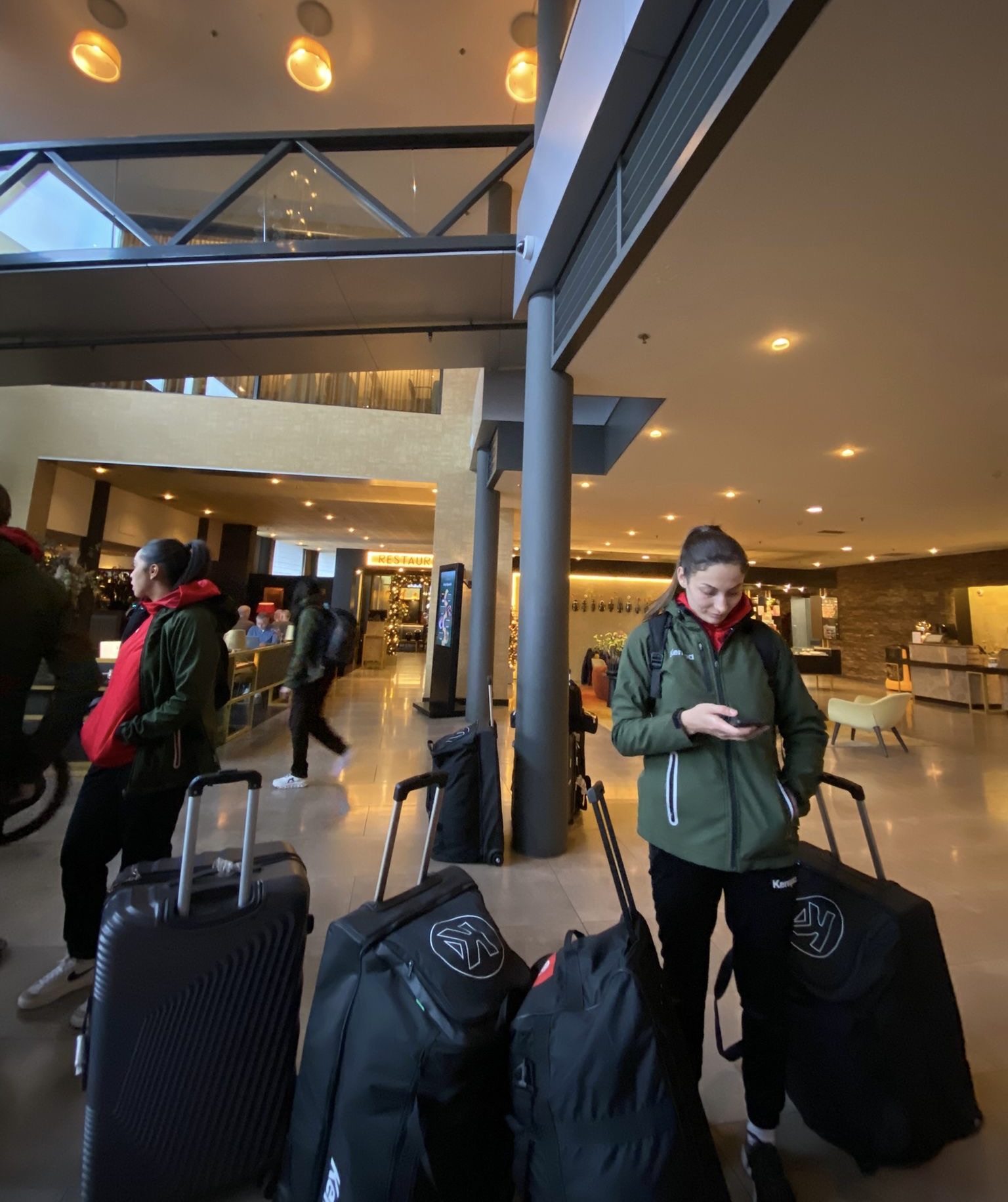 Yosr Mostefaoui, handball Tunisie, Mondial, Strasbourg ATH sur handbelles.fr<br />
