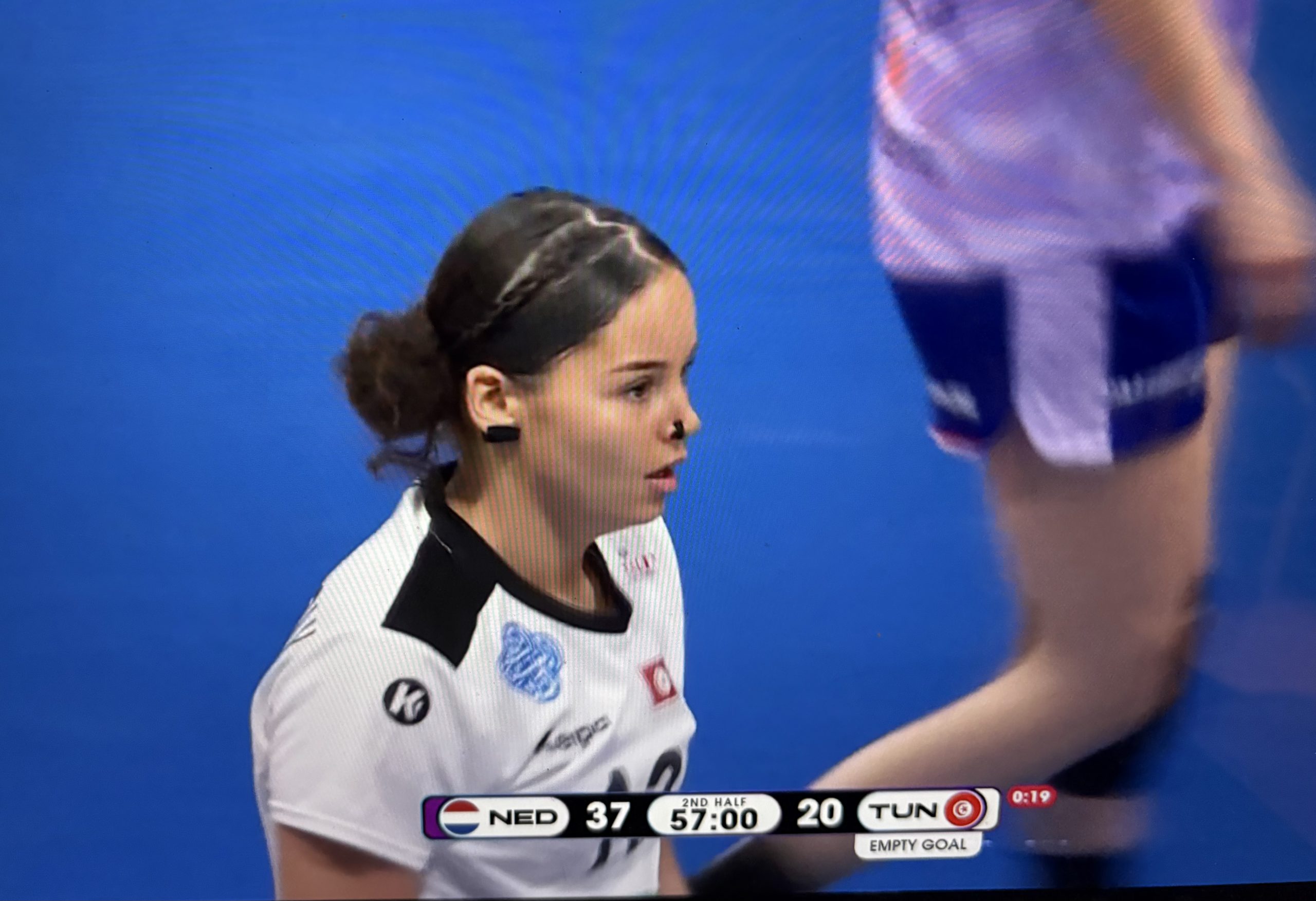 Yosr Mostefaoui, handball Tunisie, Mondial, Strasbourg ATH sur handbelles.fr<br />
