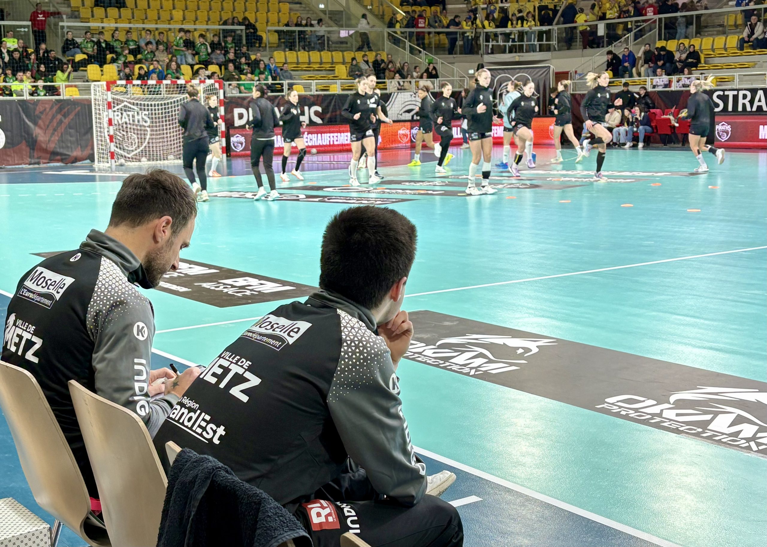 Handball Piraths Strasbourg ATH contre Metz au Rhenus sur handbelles.fr