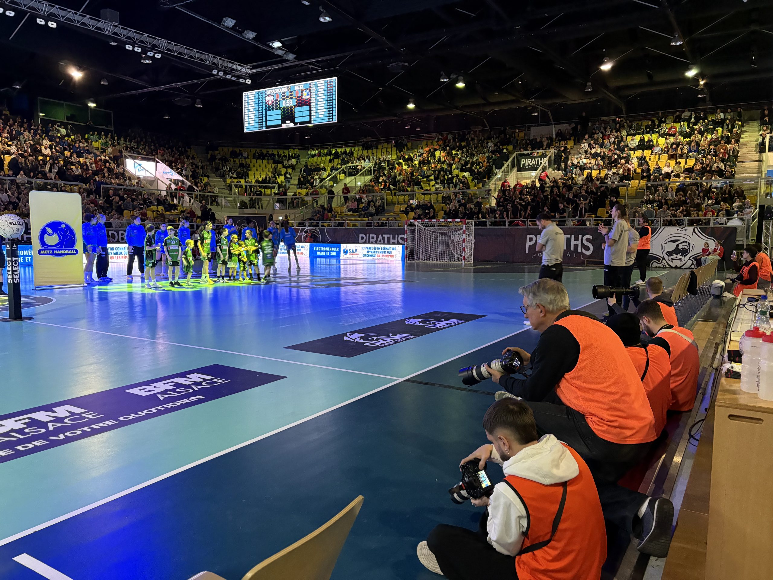 Handball Piraths Strasbourg ATH contre Metz au Rhenus sur handbelles.fr