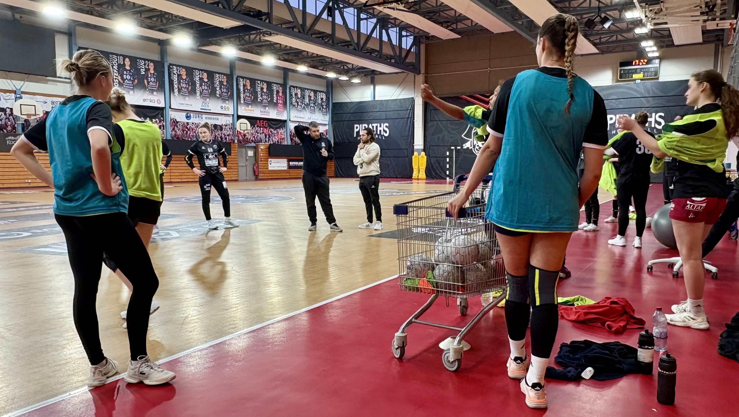 Piraths Strasbourg ATH handball sur handbelles.fr