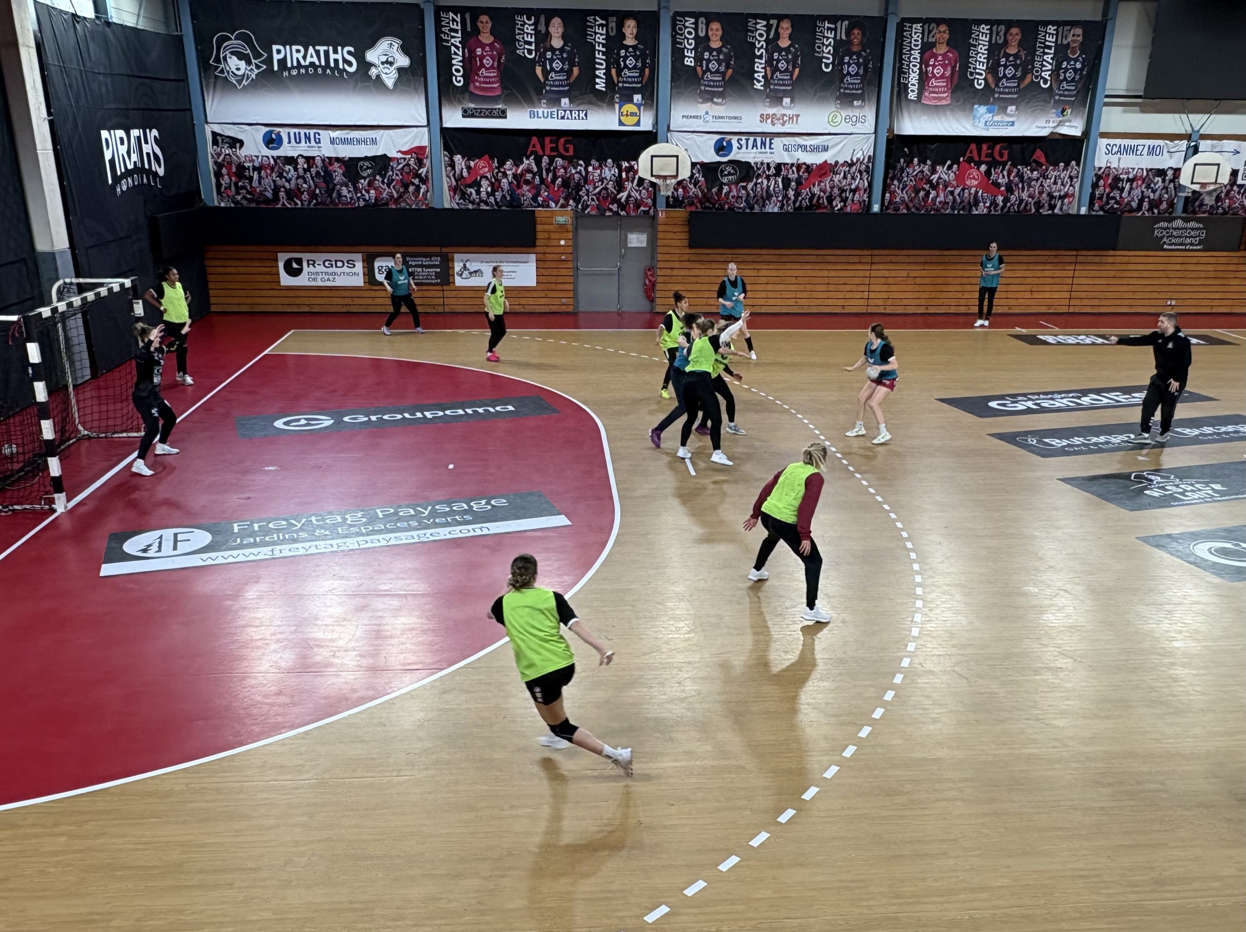 Piraths Strasbourg ATH handball sur handbelles.fr