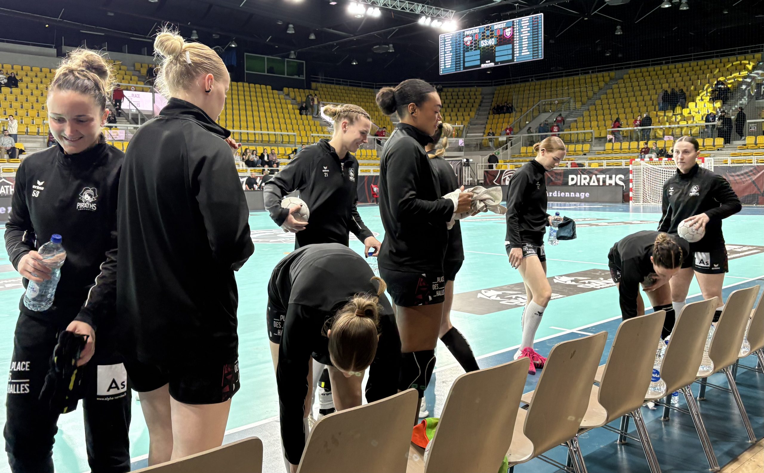 Léa Fargues Piraths Strasbourg ATH - Brest au Rhenus sur handbelles.fr