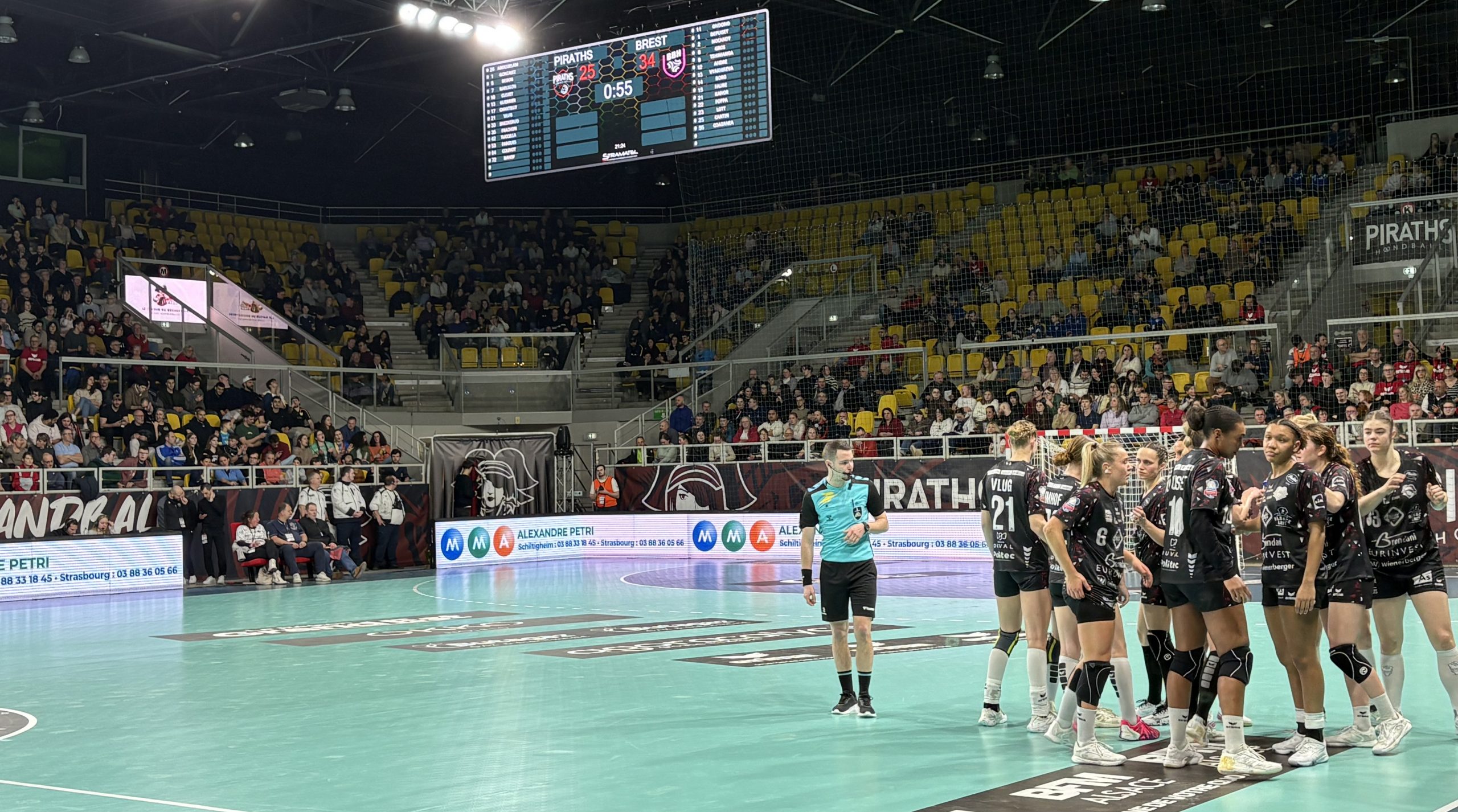 Piraths Strasbourg ATH - Brest handball au Rhenus sur handbelles.fr