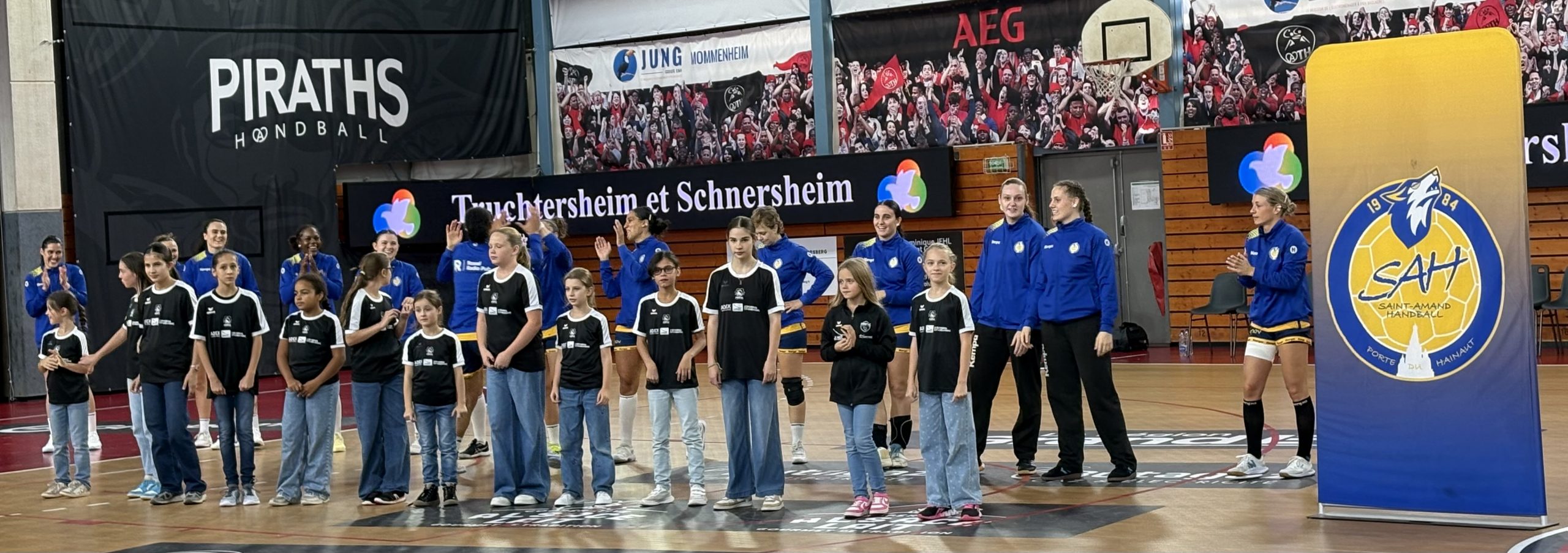 Saint-Amand Piraths Strasbourg ATH handball sur handbelles.fr