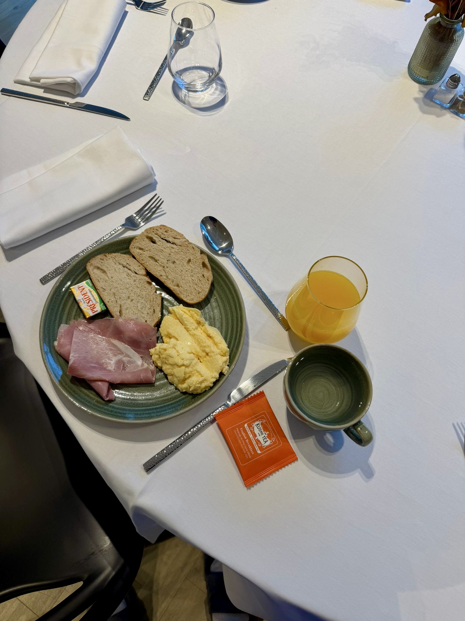 Léa Fargues Piraths Strasbourg ATH en équipe de France de handball sur handbelles.fr