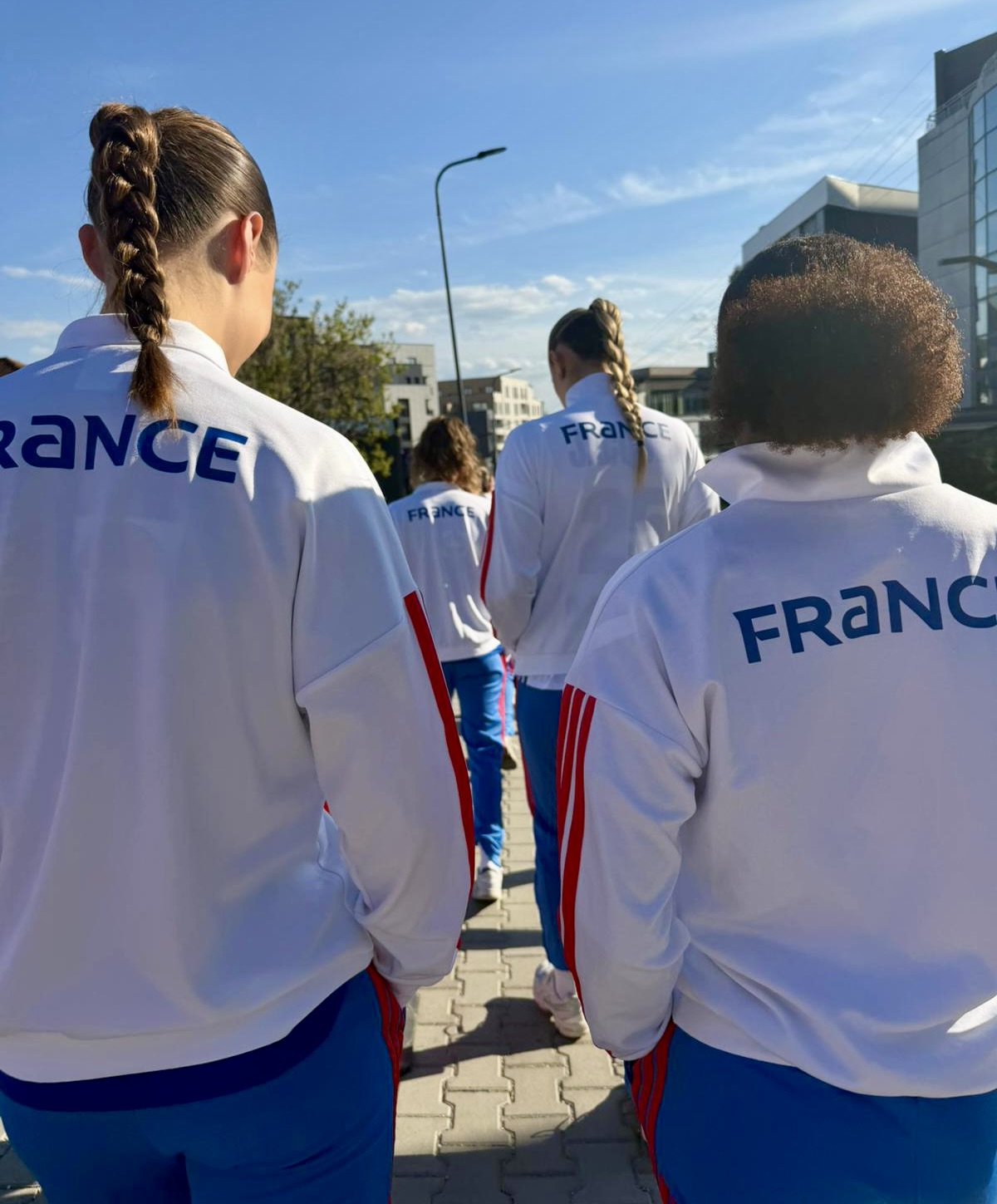 Léa Fargues Piraths Strasbourg ATH en équipe de France de handball sur handbelles.fr