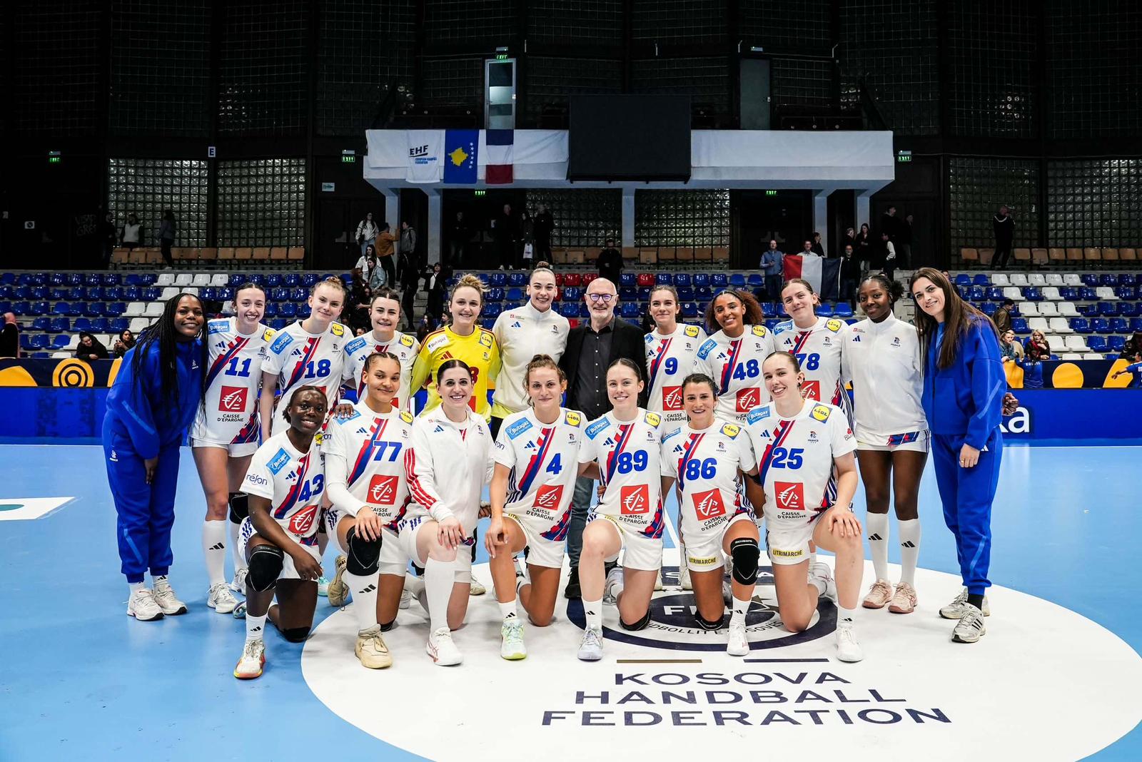 Léa Fargues Piraths Strasbourg ATH en équipe de France de handball sur handbelles.fr