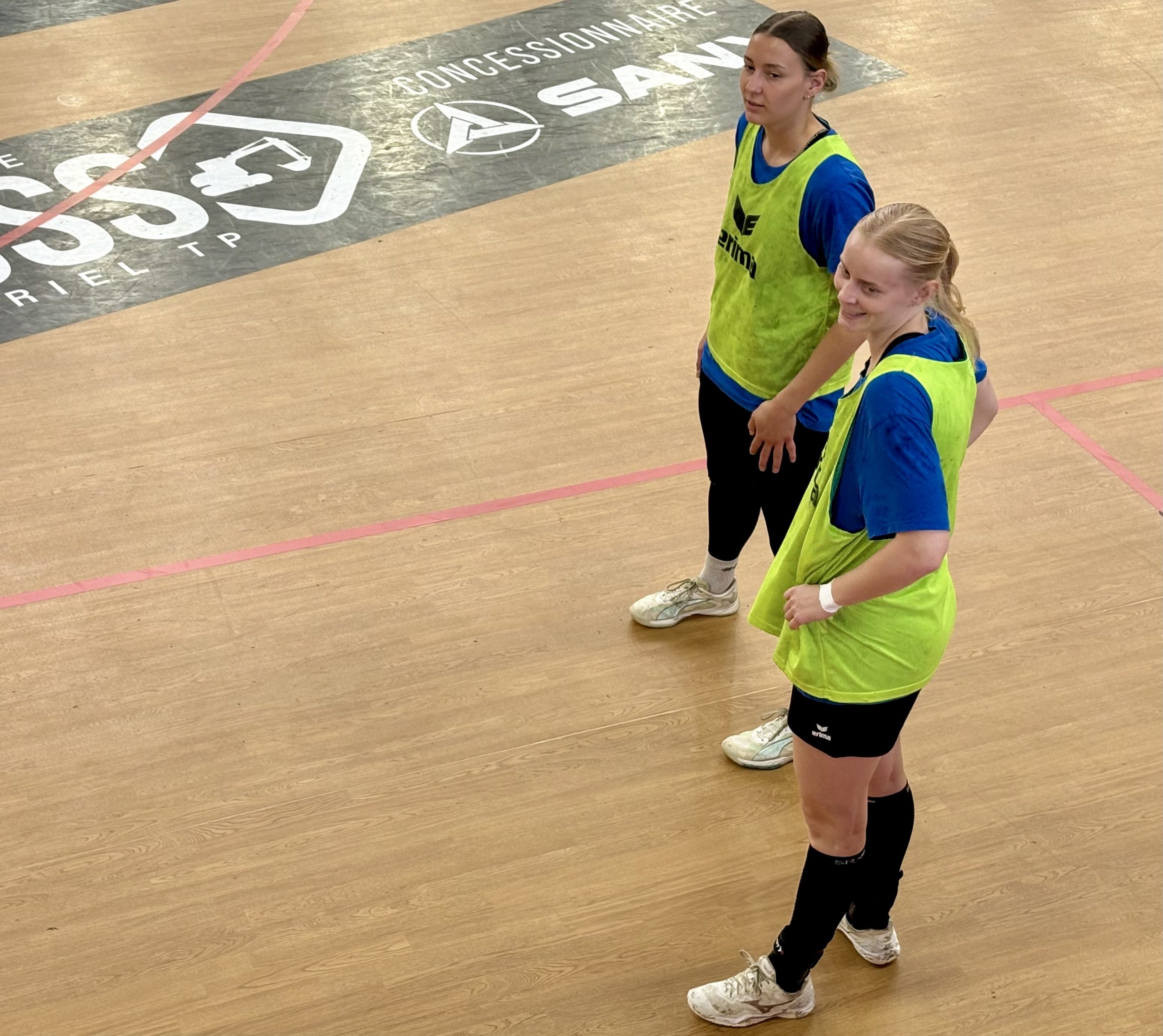 Charlène Guerrier et Elin Karlsson Piraths Strasbourg ATH handball sur handbelles.fr
