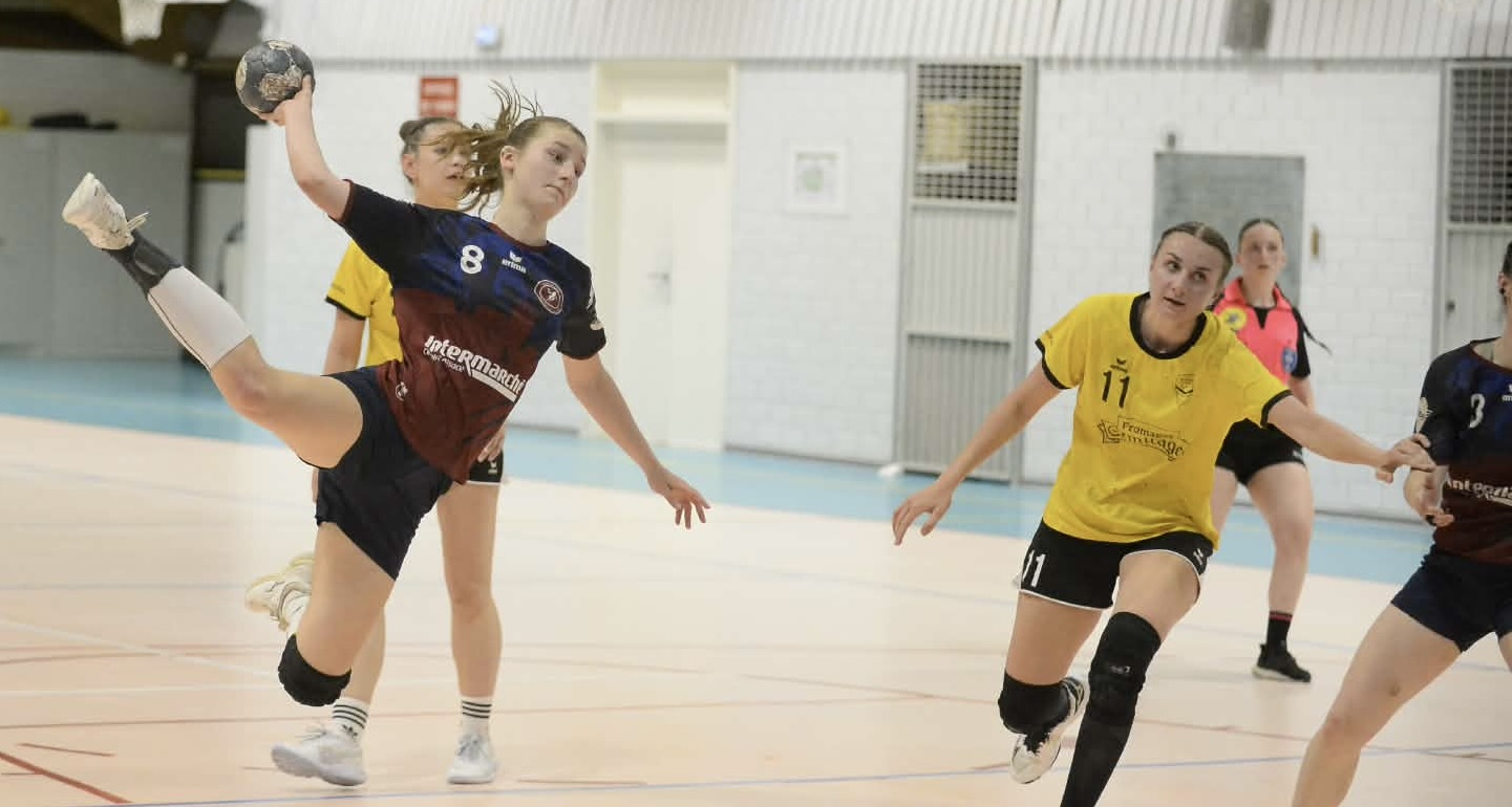 Lili Marck Dambach handball sur handbelles.fr