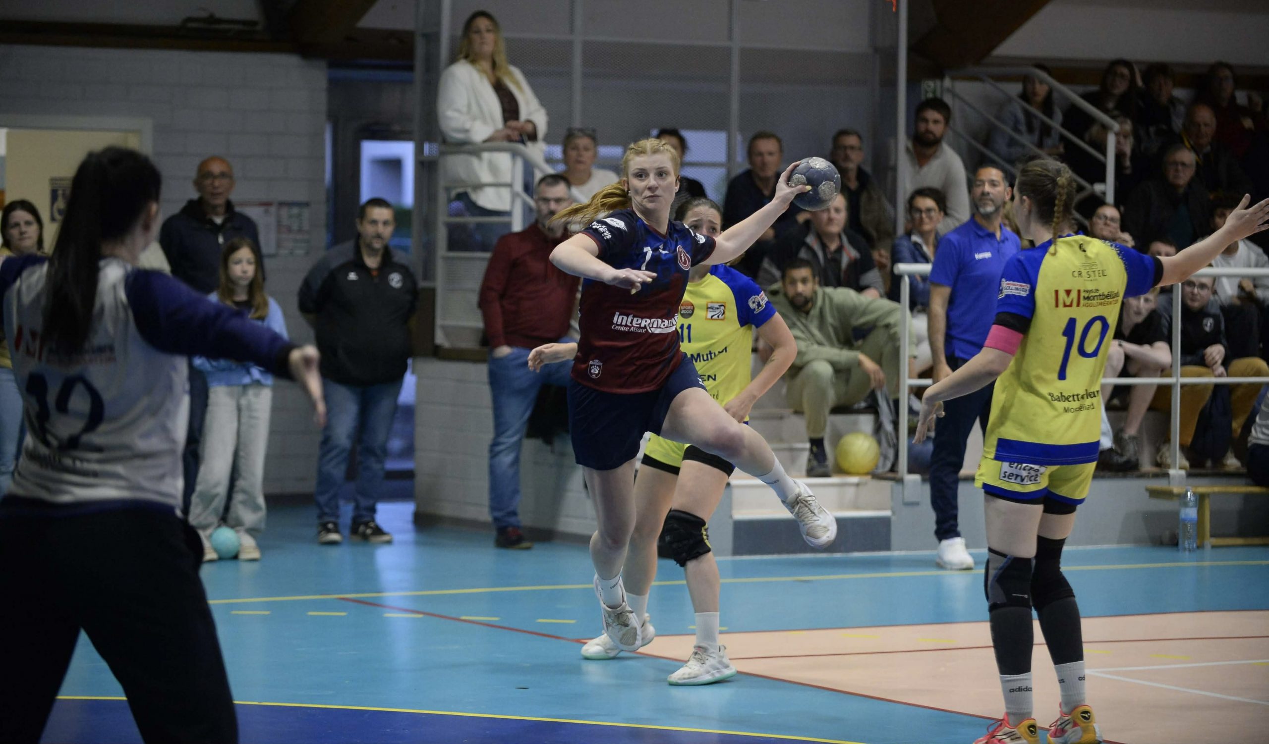 Ophélie Huber Dambach handball sur handbelles.fr