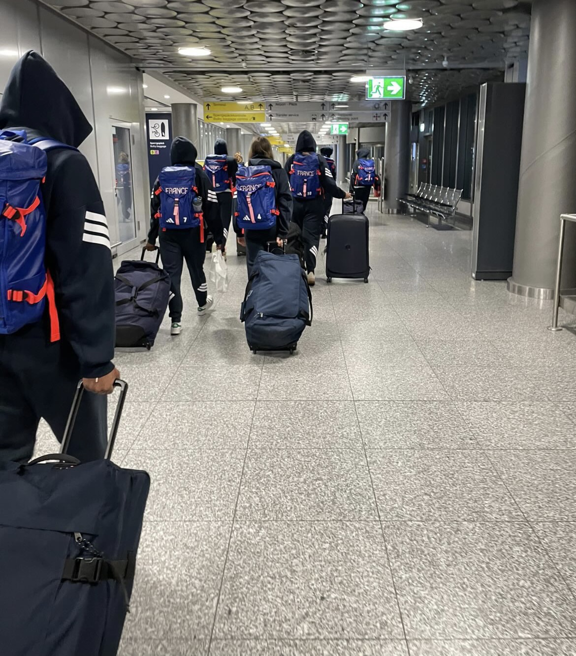 Claire Koestner, Yvana Atangana, Léane Gonzalez, Mélissa Chantelly, Lyson Samaï équipe de France U20 handball sur handbelles.fr