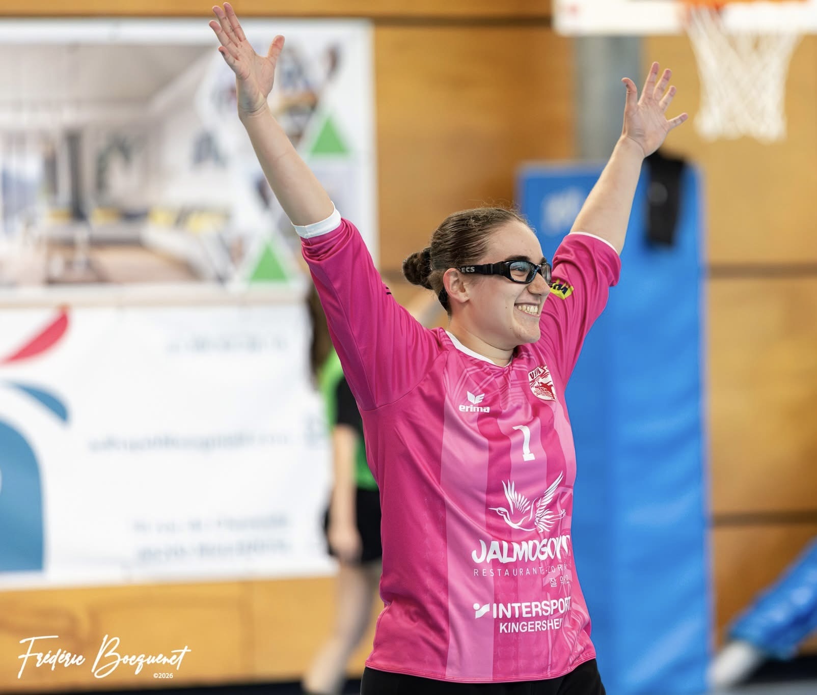 Léa Carapinha USWE Wittenheim/Ensisheim Trophée Jean André handball sur handbelles.fr