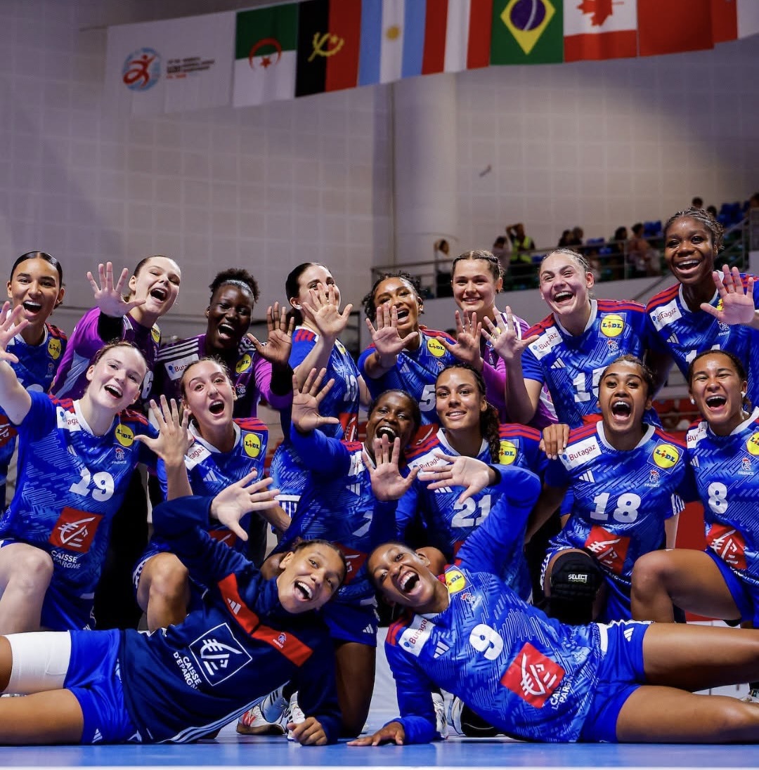 Léane Gonzalez équipe de France U20 de handball sur handbelles.fr