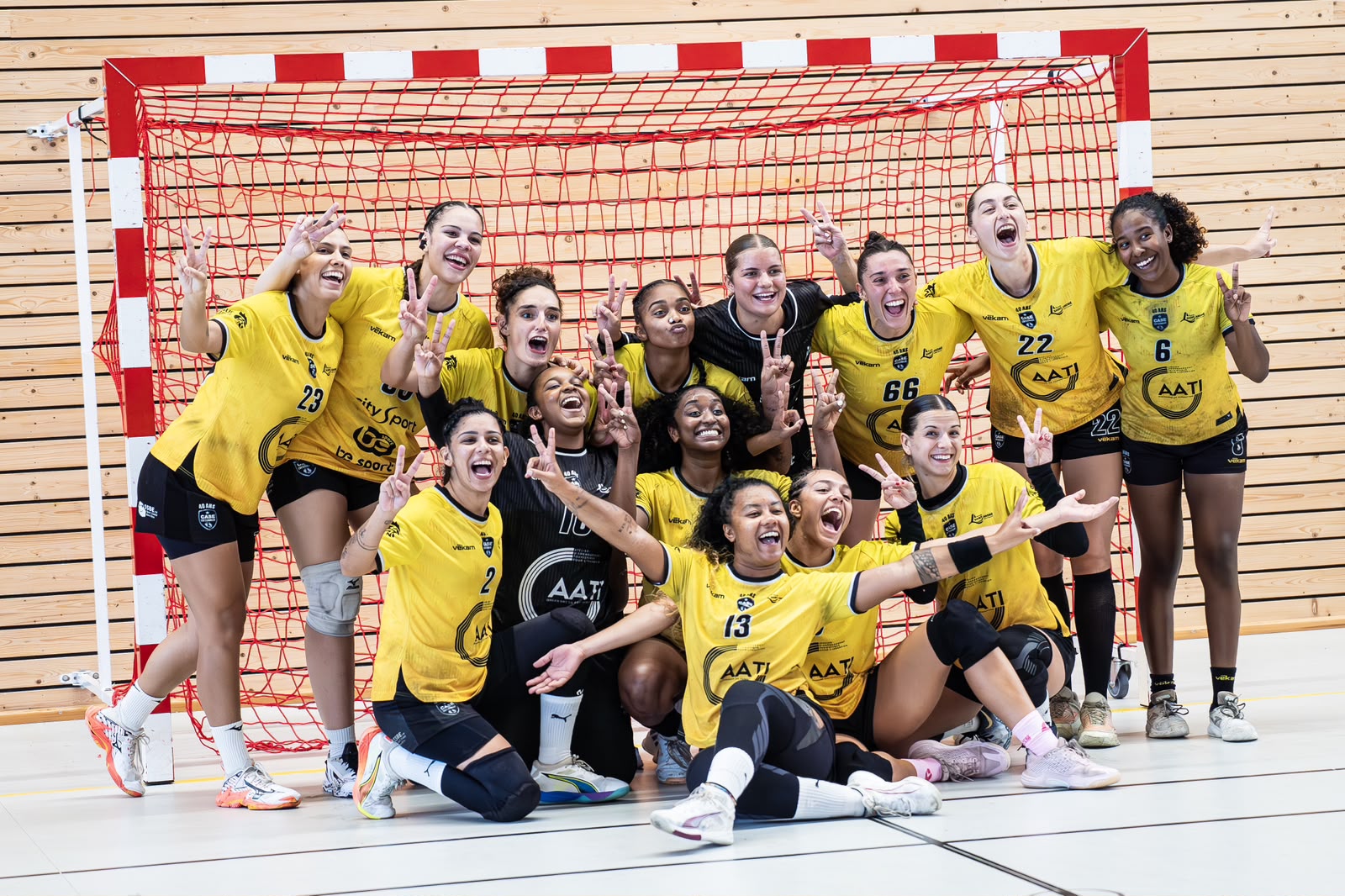 Mathilde Ziegler handball CASEC Cressonnière Réunion sur handbelles.fr