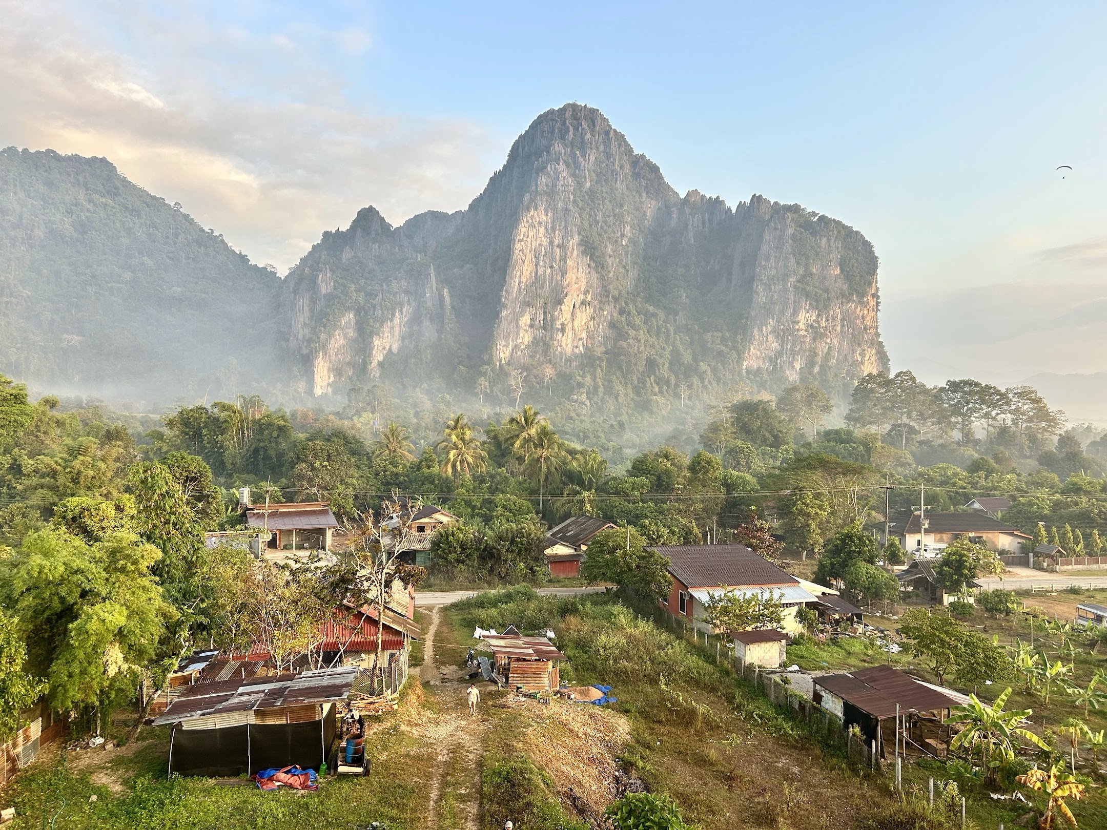 Voyage au Laos avec Axelle Florentin et Valentin Clauss sur handbelles.fr